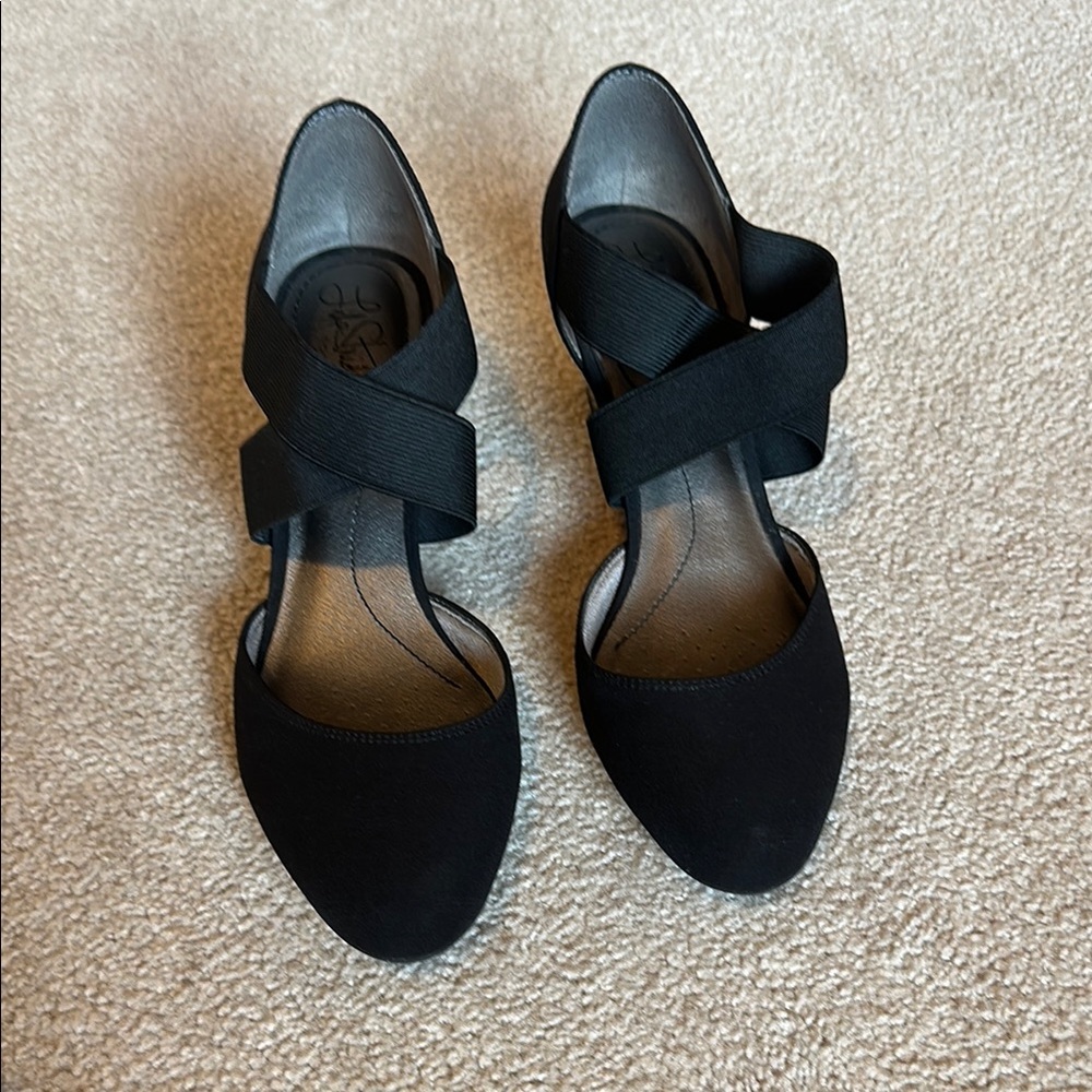Women's Elegant Black Shoes